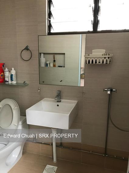 Blk 216 Bukit Batok Street 21 (Bukit Batok), HDB 5 Rooms #180561212
